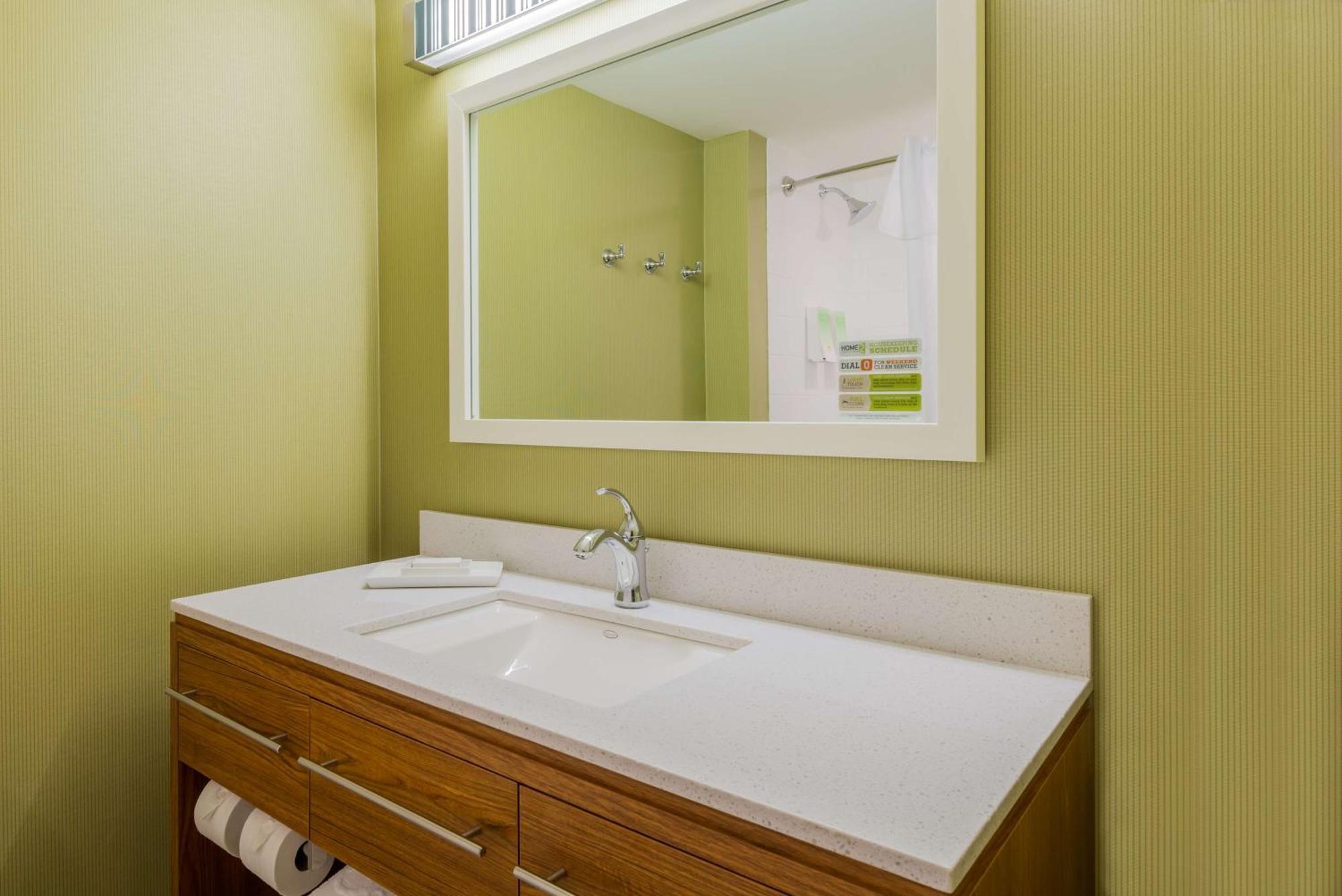 Home2 Suites By Hilton Buffalo Airport/ Galleria Mall Cheektowaga Ngoại thất bức ảnh