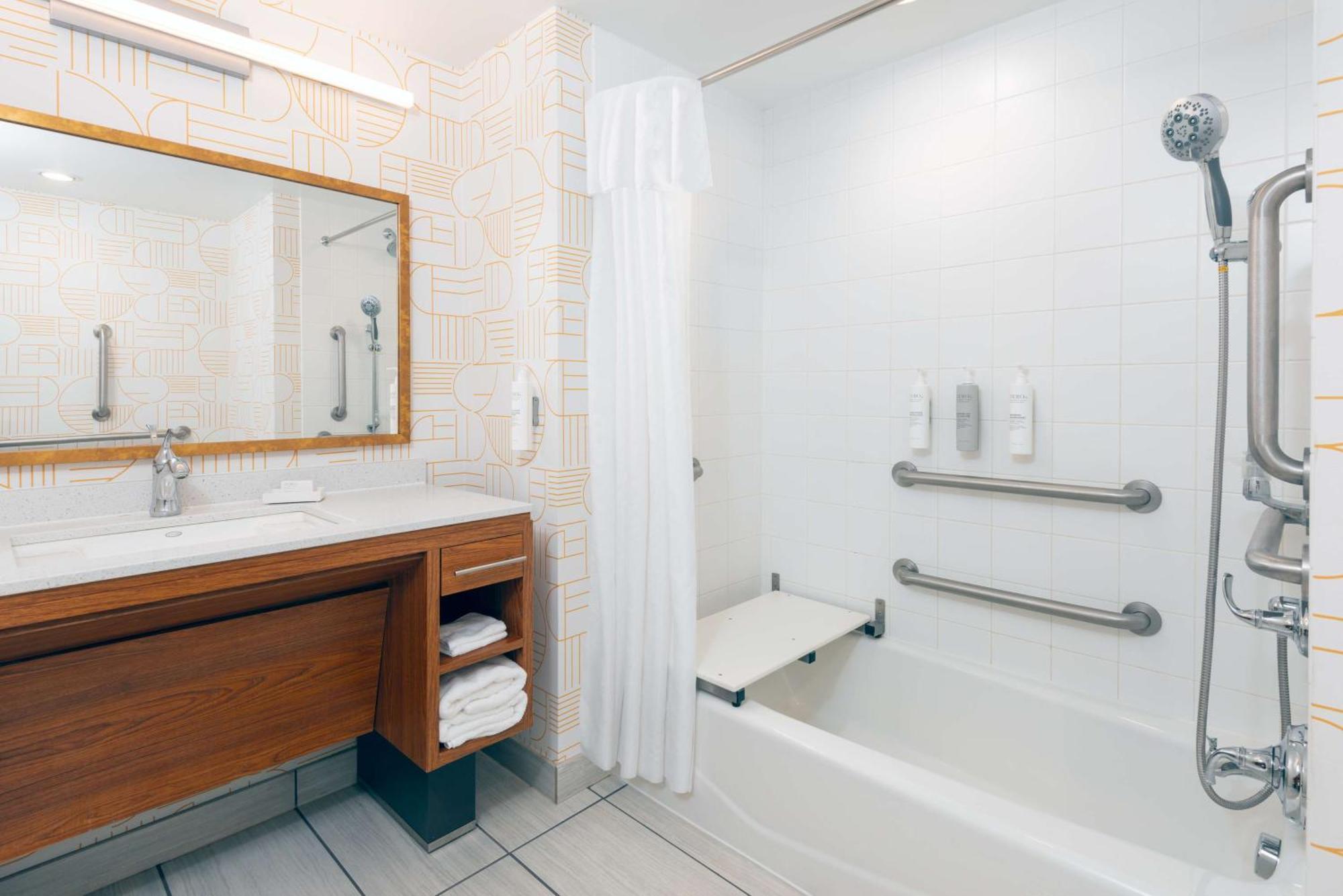 Home2 Suites By Hilton Buffalo Airport/ Galleria Mall Cheektowaga Ngoại thất bức ảnh