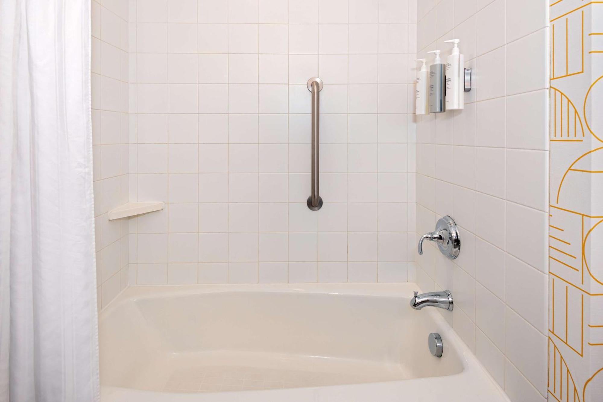 Home2 Suites By Hilton Buffalo Airport/ Galleria Mall Cheektowaga Ngoại thất bức ảnh